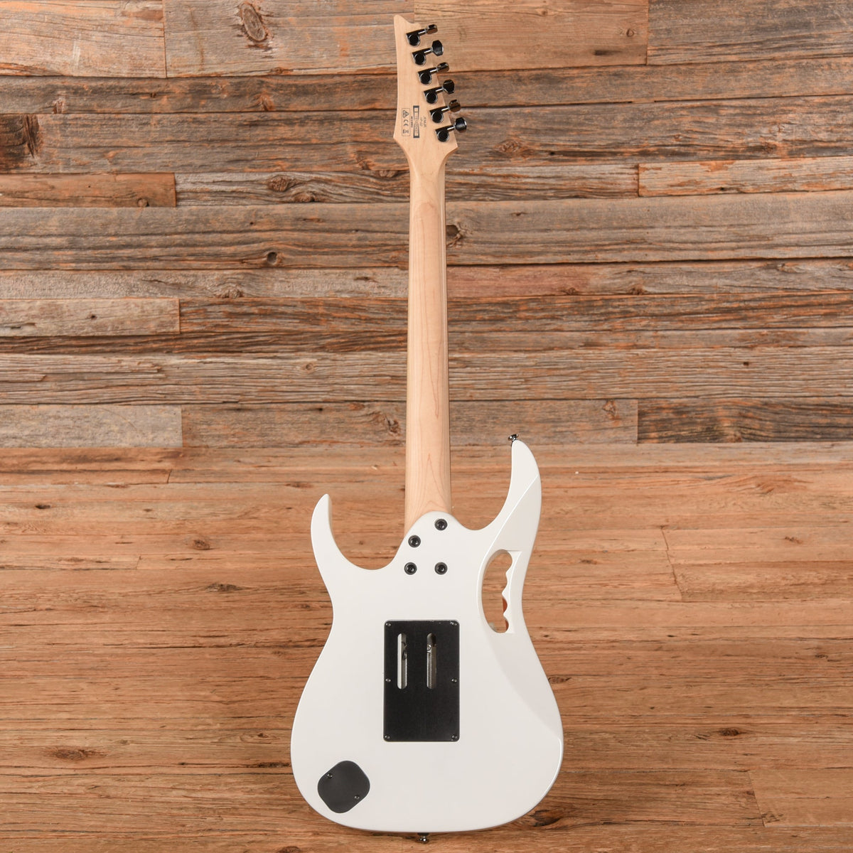 Ibanez JEMJR Steve Vai JEM Junior White 2019 - View 5 | MusicMarket