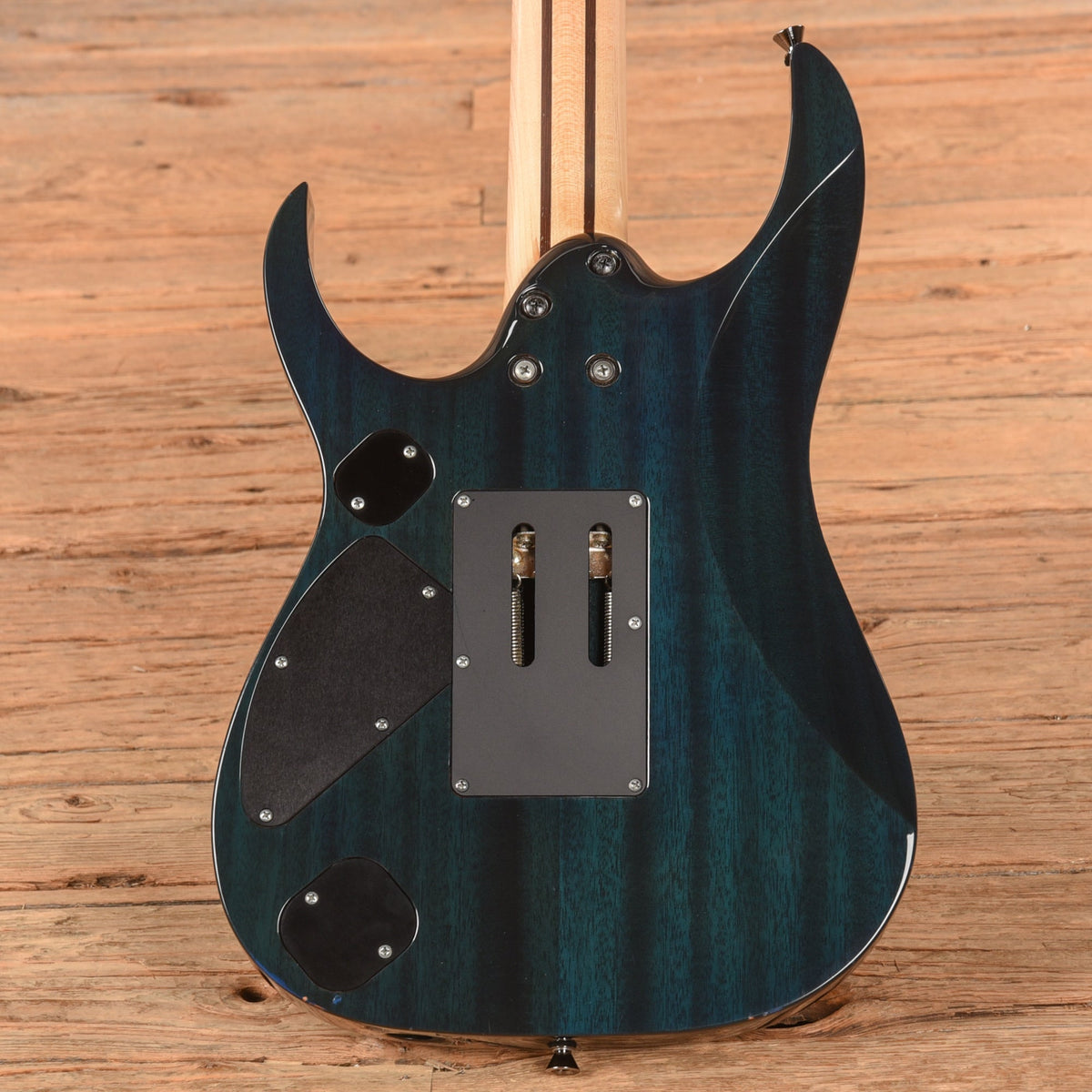 Ibanez RG8520 Sodalite 2019 - View 3 | MusicMarket