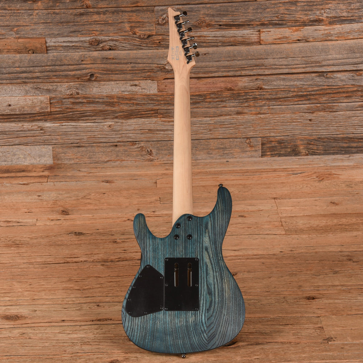 Ibanez S520AH Cosmic Blue Stain - View 5 | MusicMarket