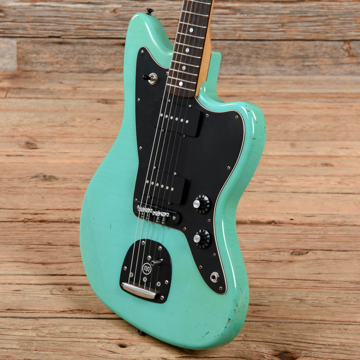 Iconic 62JM Seafoam Green - View 2 | MusicMarket
