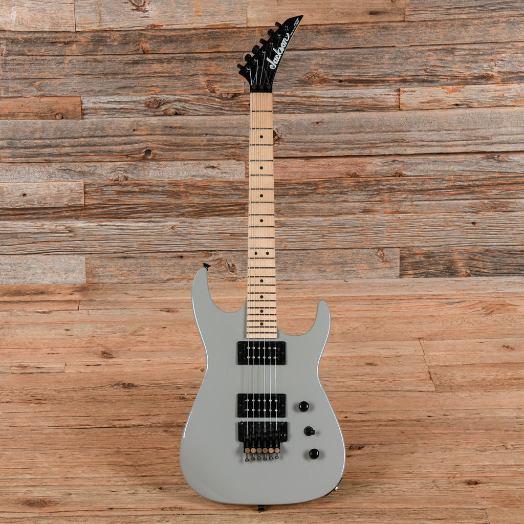 Jackson Custom Shop 1982 Dinky Nitro Pristine Crayon Grey 2023 - View 4 | MusicMarket