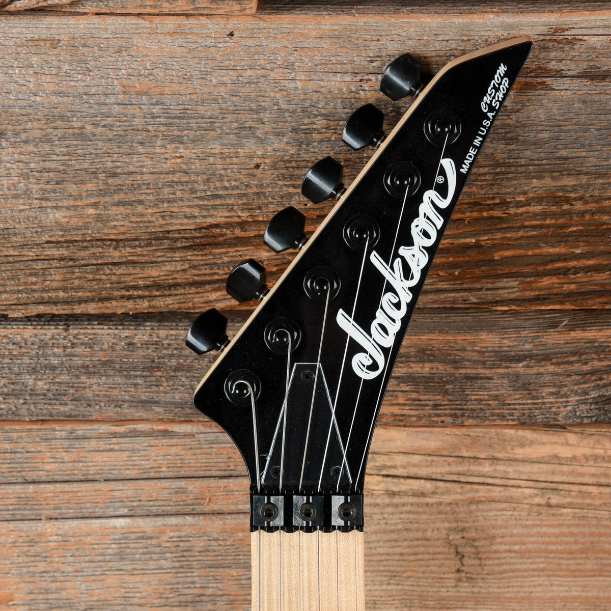 Jackson Custom Shop '82 Dinky Reissue Crayon Grey - View 6 | MusicMarket