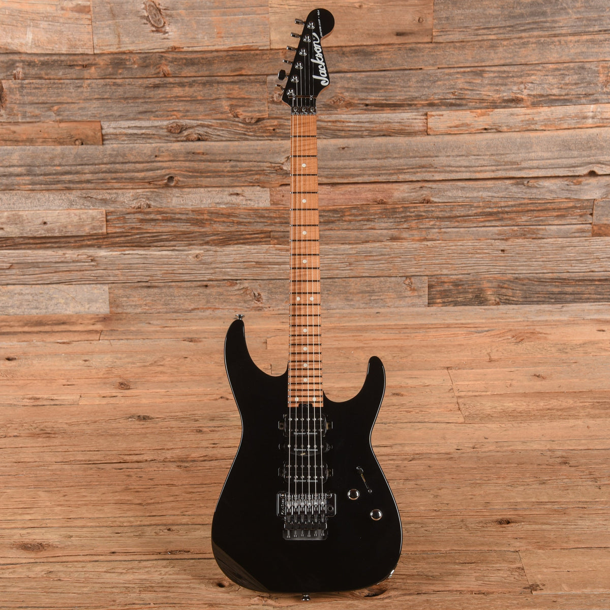Jackson Custom Shop Dinky HSH FR Black - View 4 | MusicMarket