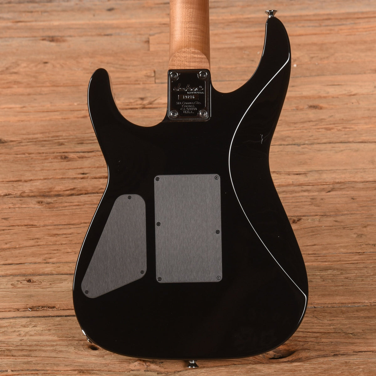 Jackson Custom Shop Dinky HSH FR Black - View 3 | MusicMarket