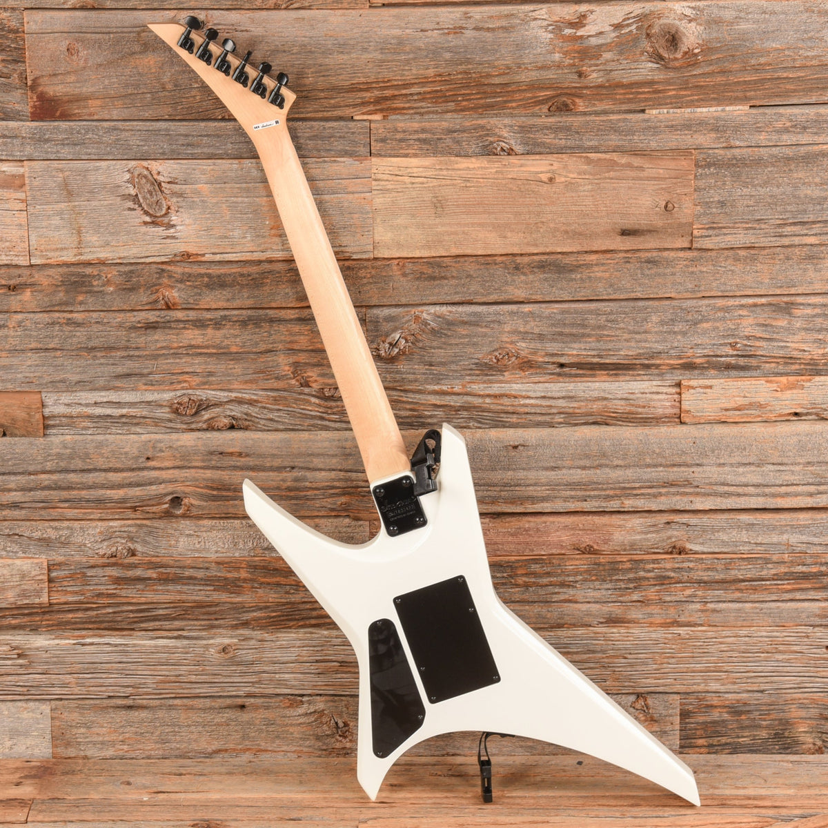 Jackson JS Series JS32 Warrior White 2018 - View 5 | MusicMarket