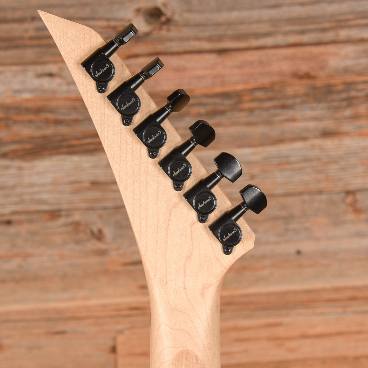 Jackson JS32 DKA Natural 2019 - View 7 | MusicMarket