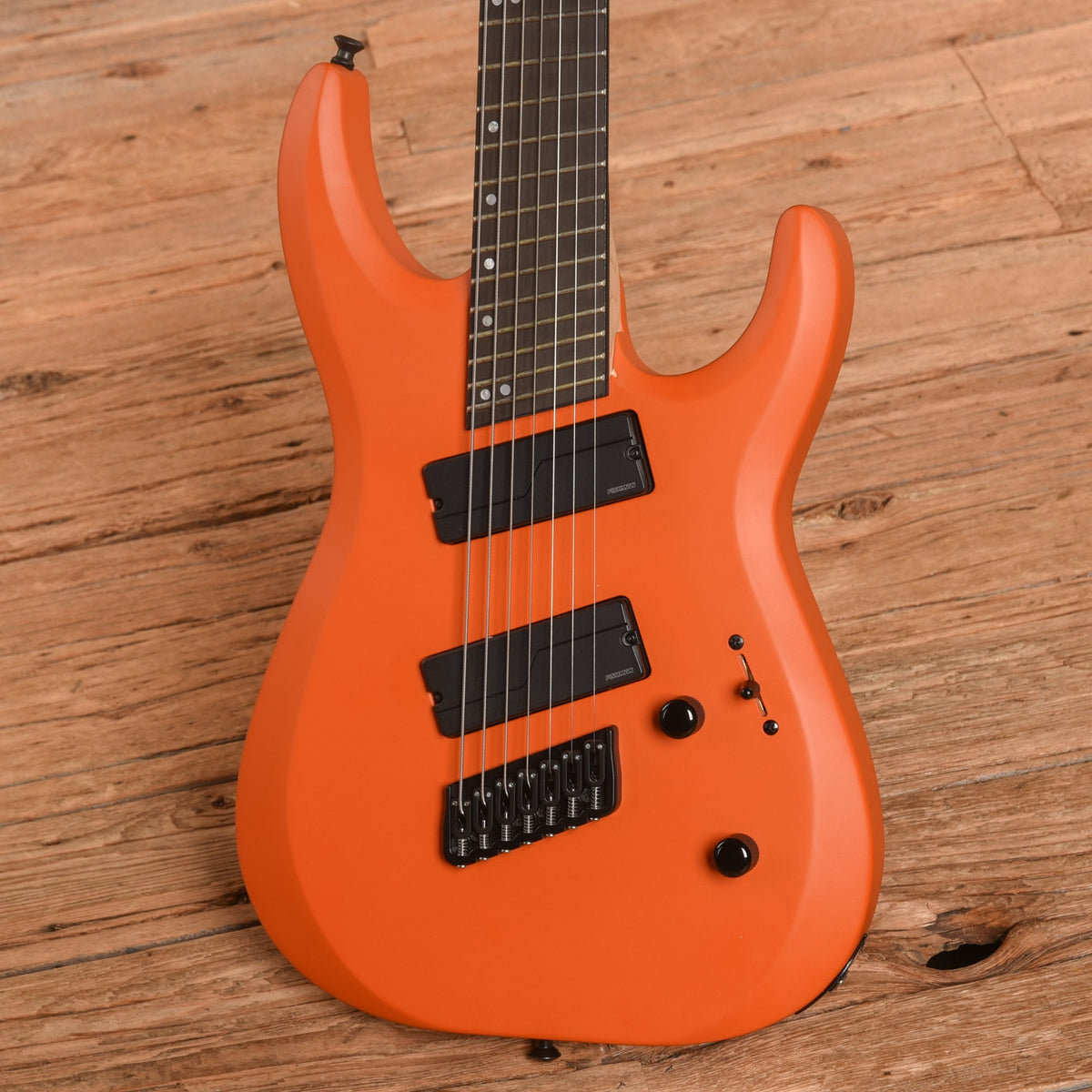 Jackson Pro Plus Dinky MDK HT7 MS Orange 2024 - View 2 | MusicMarket
