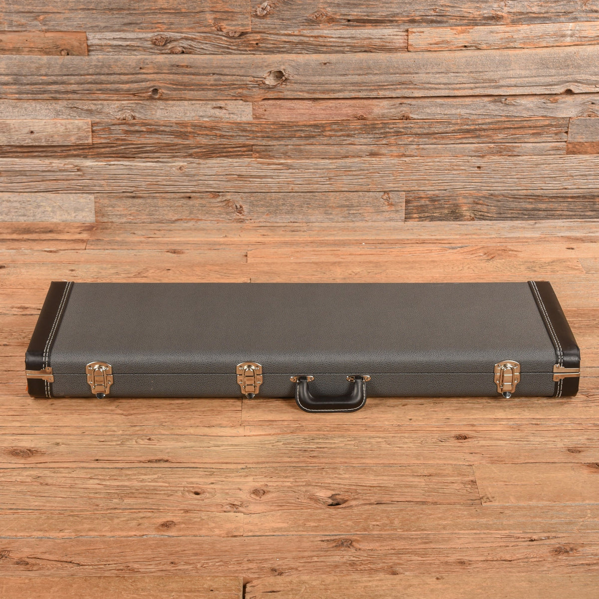 James Tyler USA Studio Elite 2023 - View 8 | MusicMarket