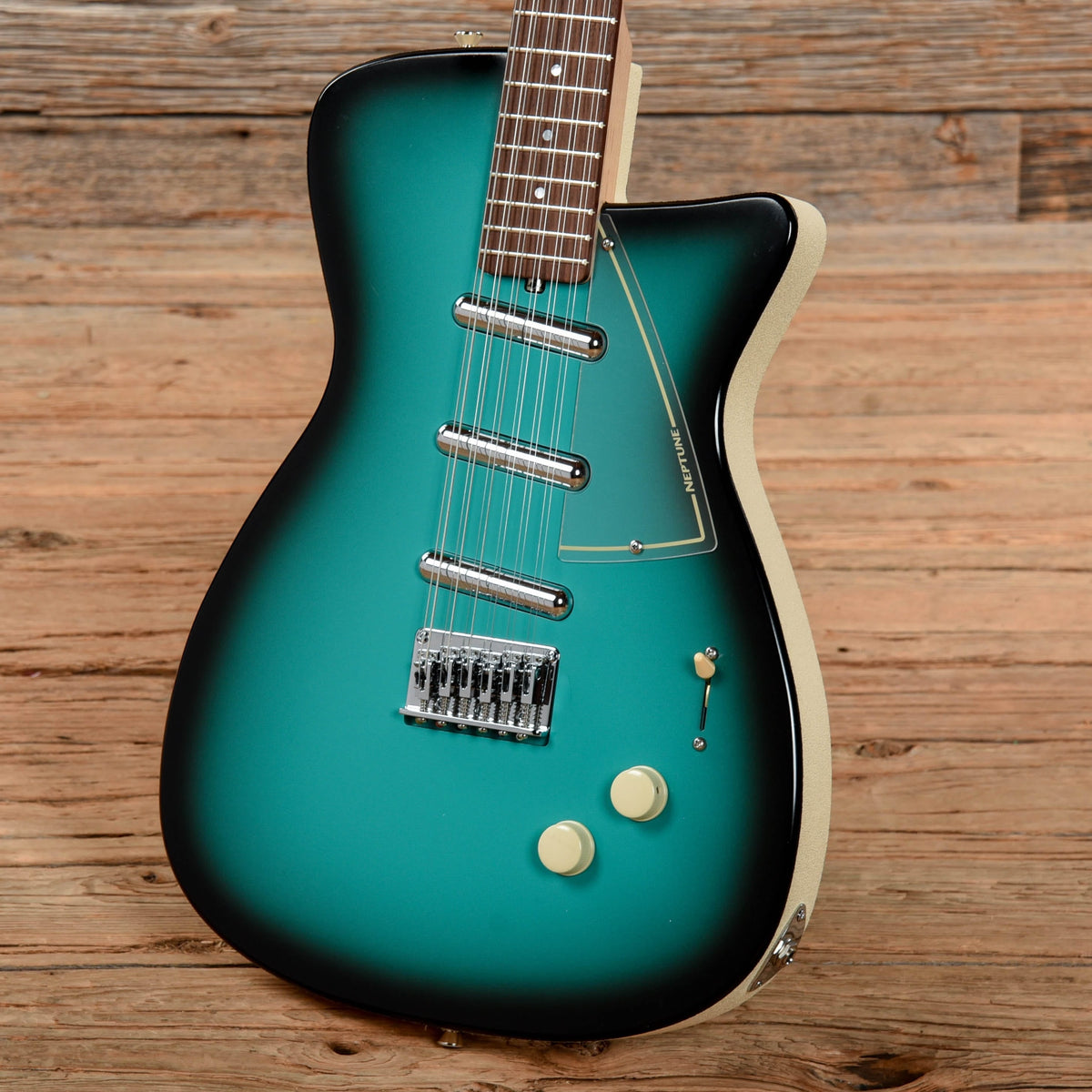 Jerry Jones Neptune 12 String Seaburst - View 2 | MusicMarket