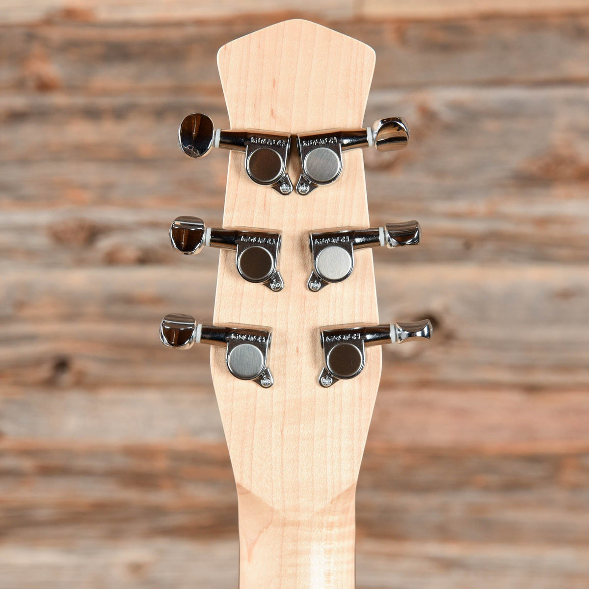 Jerry Jones Neptune Baritone Black - View 7 | MusicMarket
