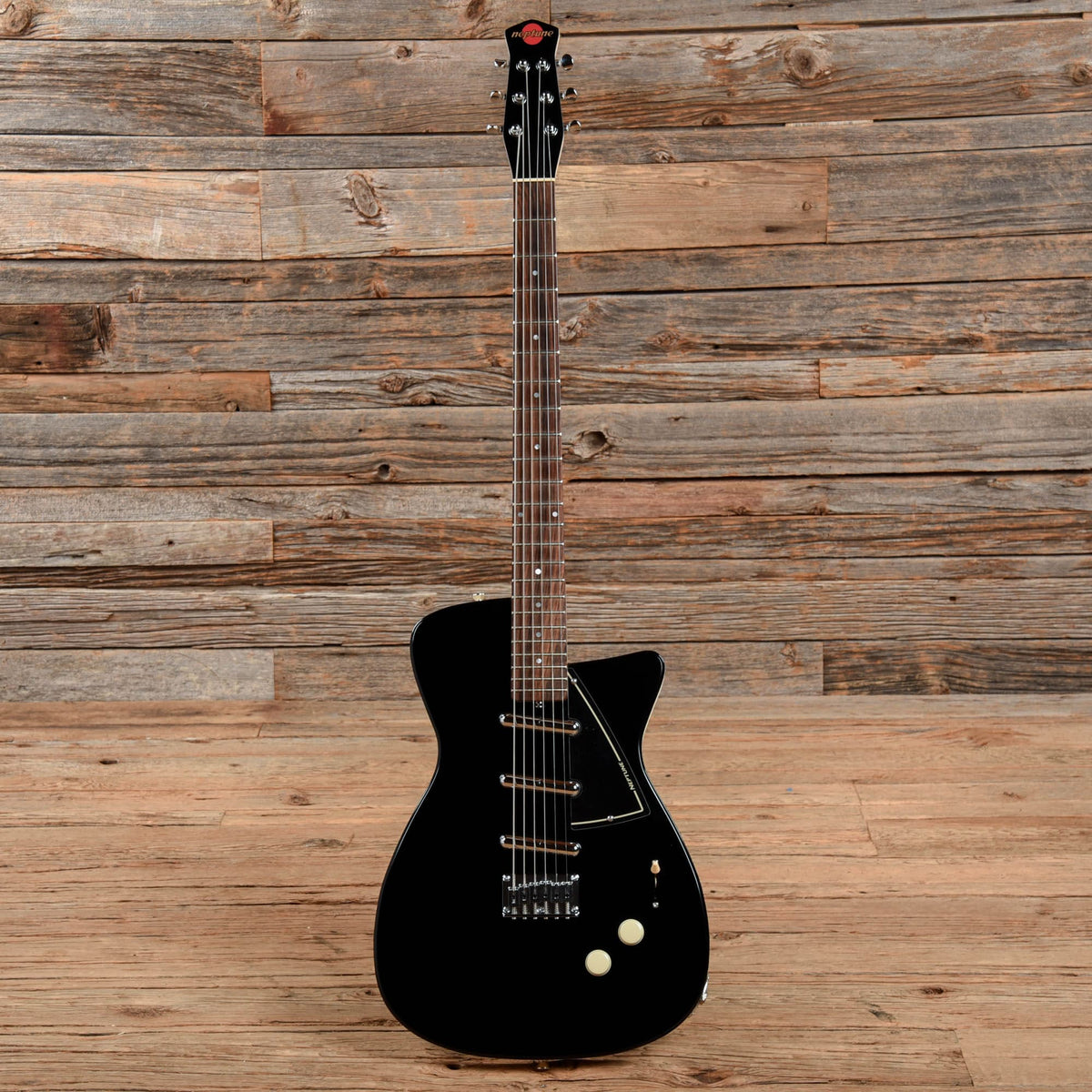 Jerry Jones Neptune Baritone Black - View 4 | MusicMarket