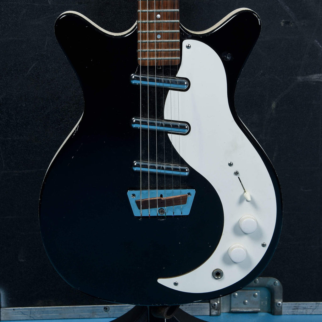 Jerry Jones Shorthorn Black - View 3 | MusicMarket