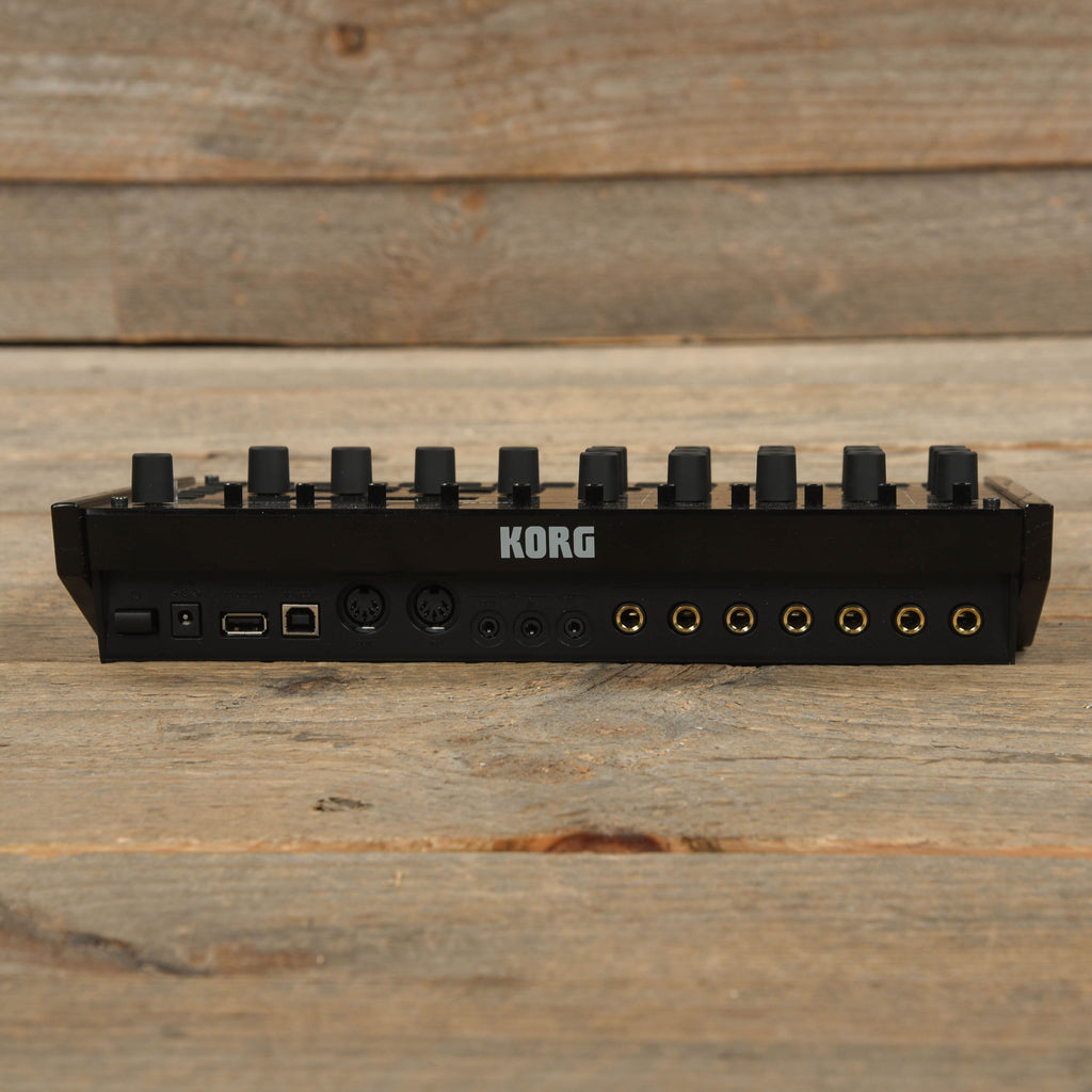 Korg drumlogue Hybrid Drum Machine - View 3 | MusicMarket