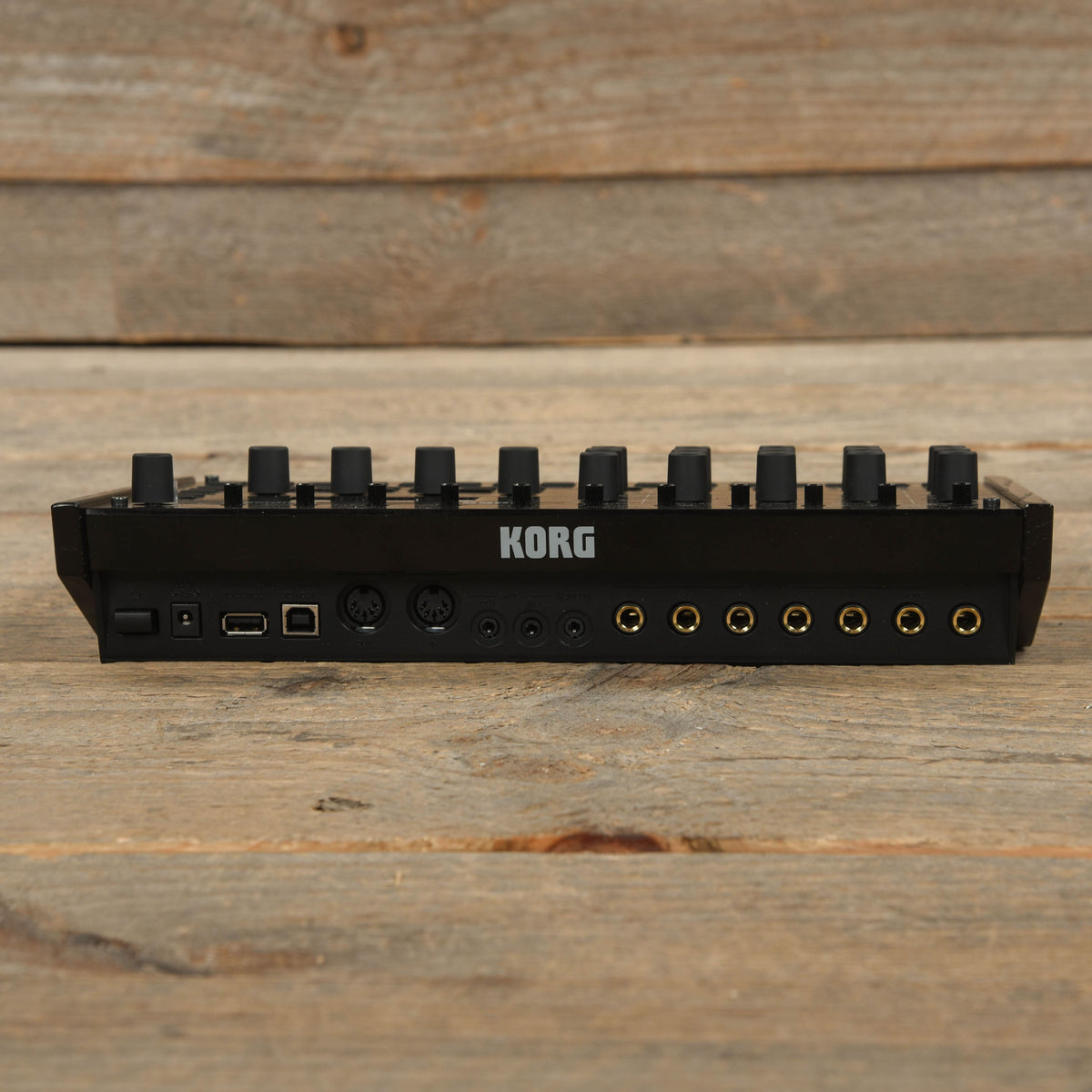 Korg drumlogue Hybrid Drum Machine - View 3 | MusicMarket