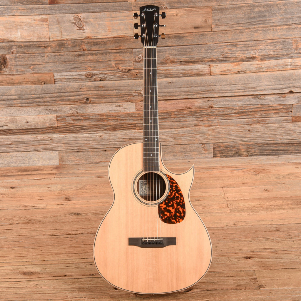 Larivee C-03R TE Natural 2023 - View 4 | MusicMarket