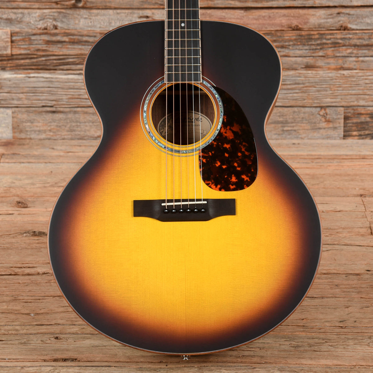 Larrivee J03R Sunburst 2024 - MusicMarket