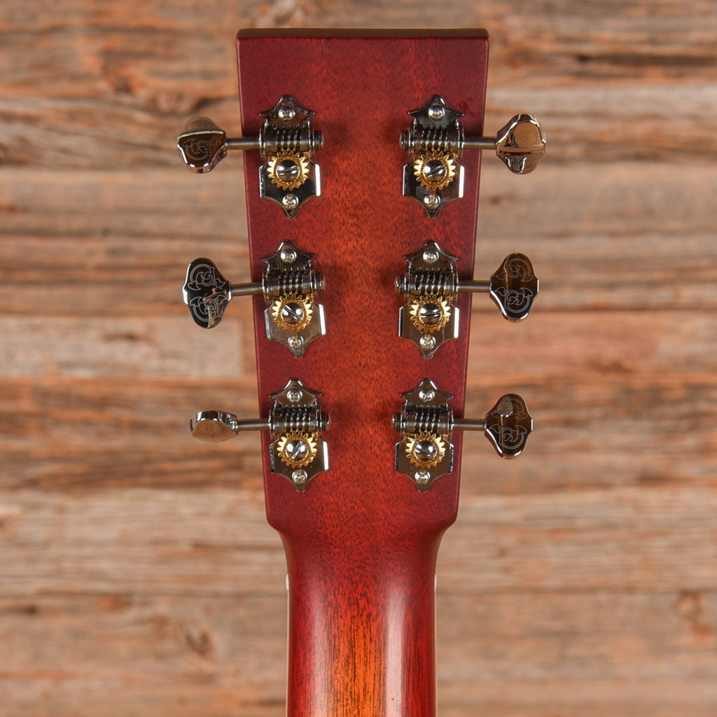 Larrivee OM-40 Sunburst 2025 - View 7 | MusicMarket
