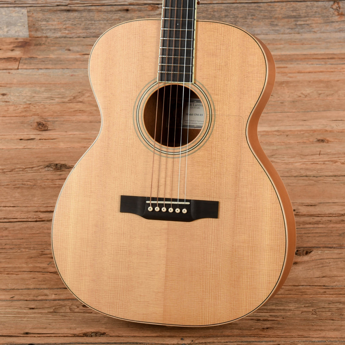 Larrivee OM-03 Natural 2004 - View 2 | MusicMarket