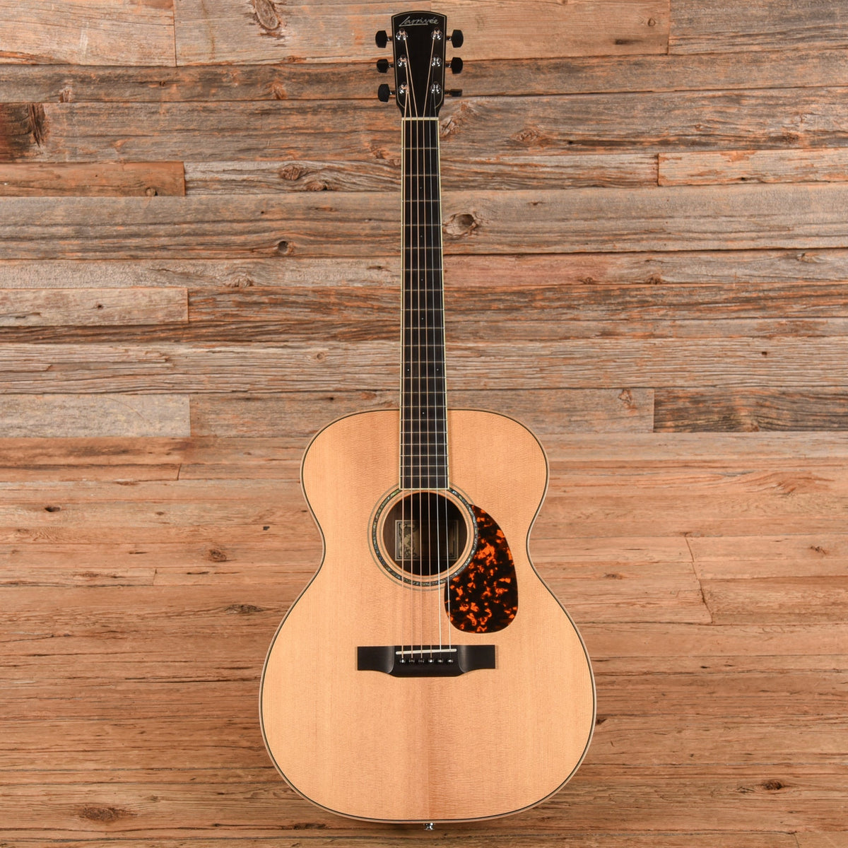 Larrivee OM-09 Natural 2004 - View 4 | MusicMarket
