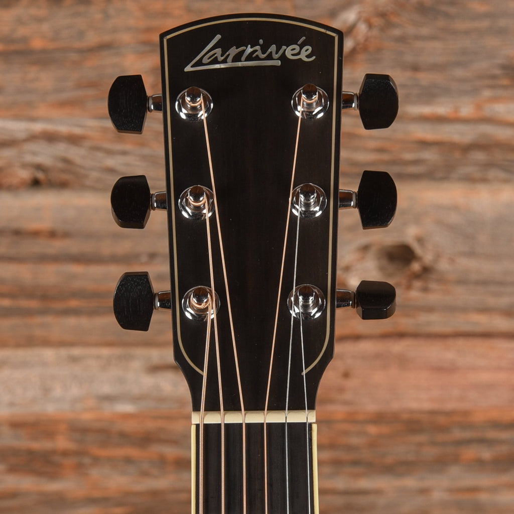 Larrivee OM-09 Natural 2004 - View 6 | MusicMarket