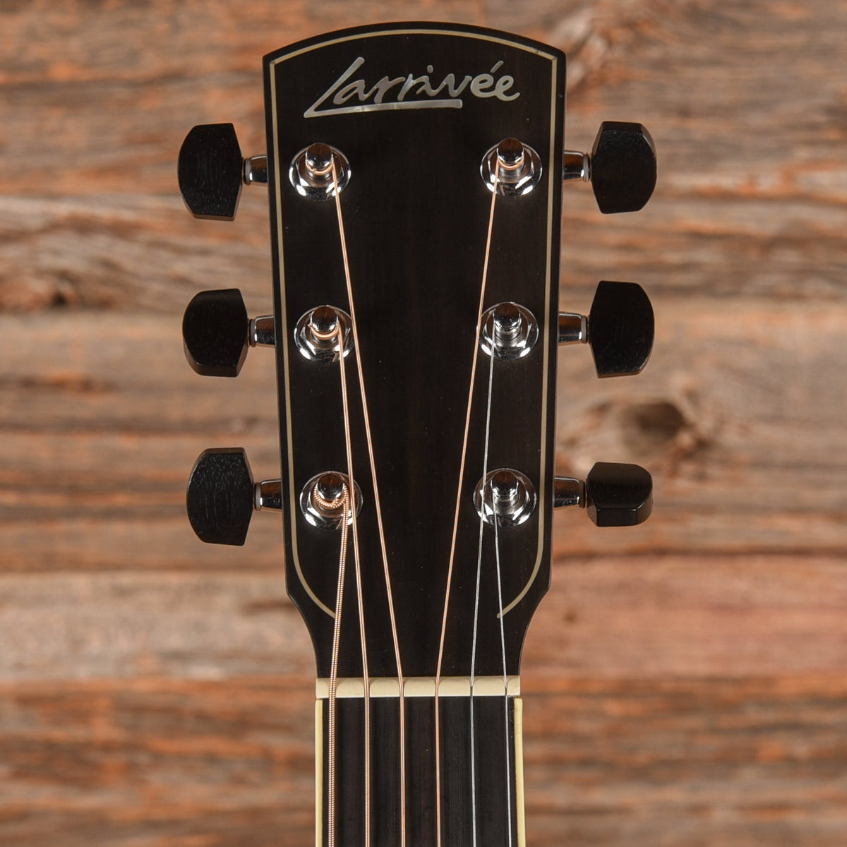 Larrivee OM-09 Natural 2004 - View 6 | MusicMarket