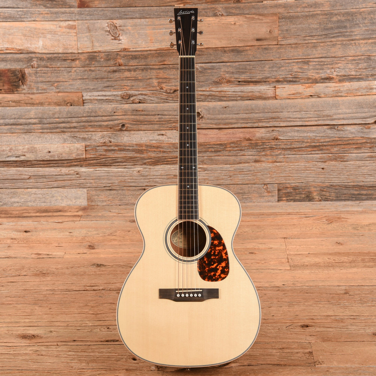 Larrivee OM-40 Mahogany w/Alpine Moon Spruce Top Natural - View 4 | MusicMarket