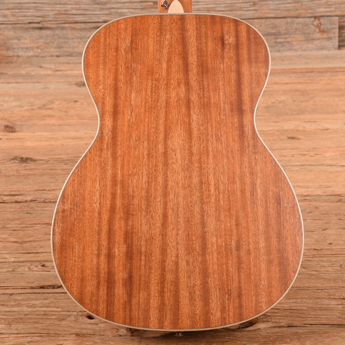 Larrivee OM-40 Mahogany w/Alpine Moon Spruce Top Natural - View 3 | MusicMarket