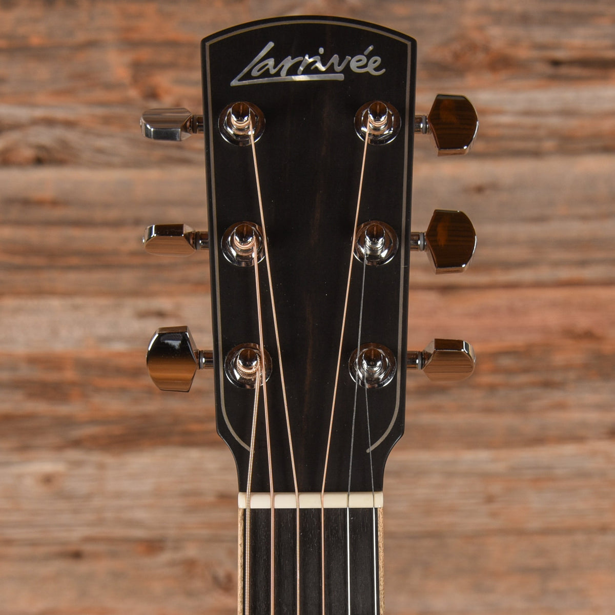 Larrivee L-09 Natural 2022 - View 6 | MusicMarket