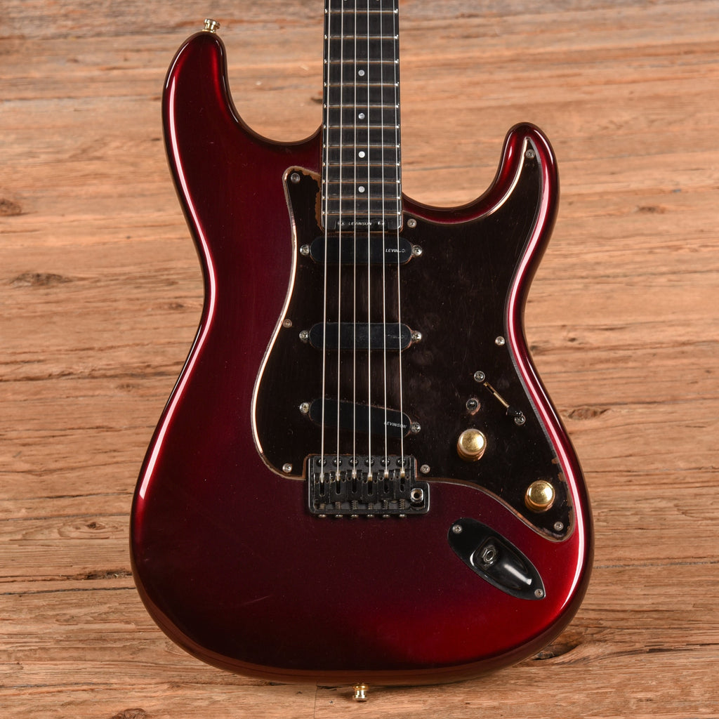 Levinson Blade Metallic Red - MusicMarket