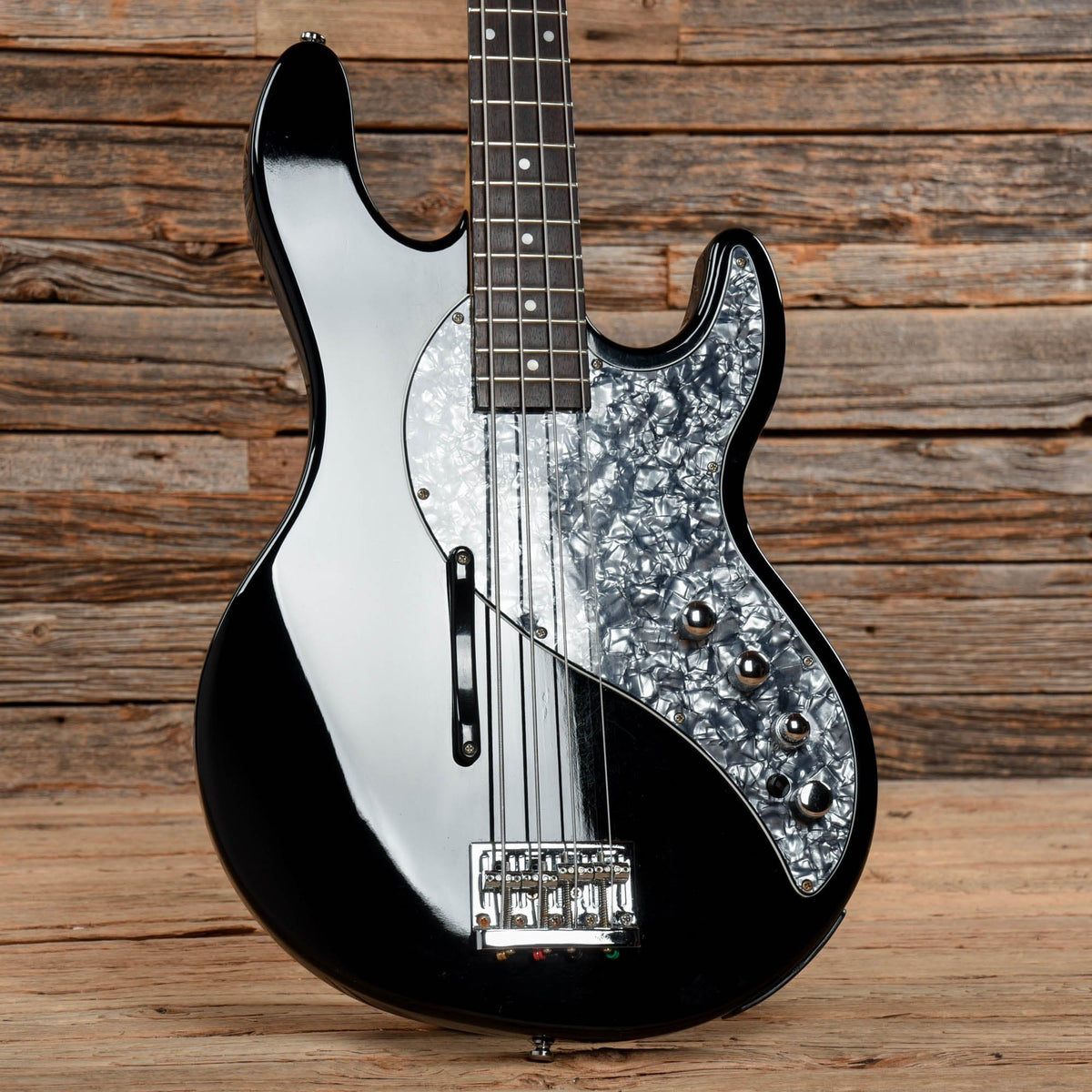 Line 6 Variax Bass 700 Black 2004 - View 8 | MusicMarket