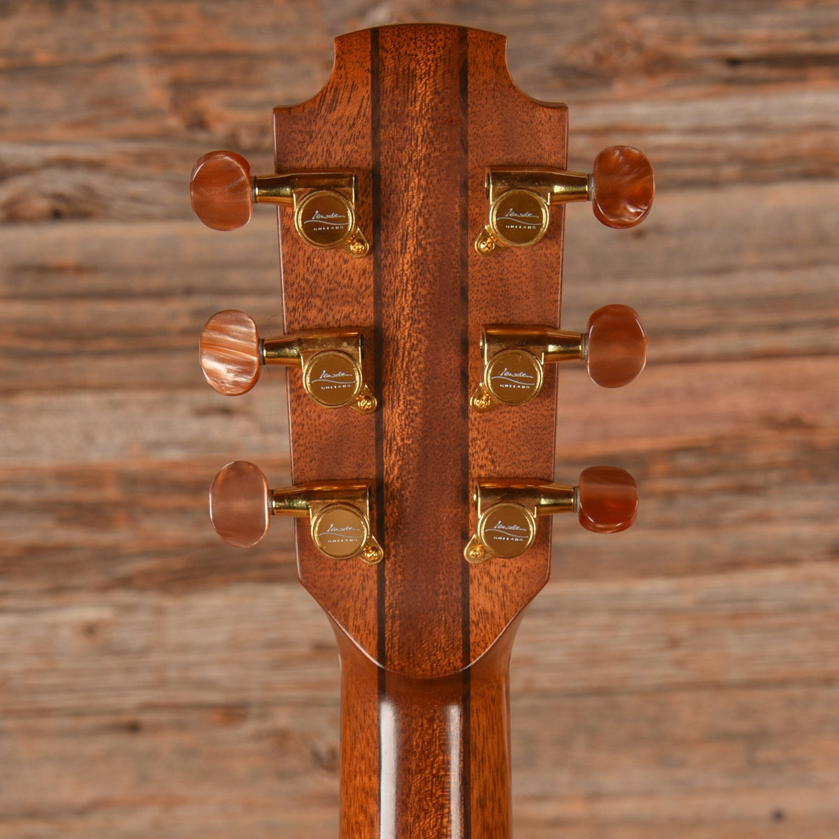 Lowden 012 Natural LEFTY - View 7 | MusicMarket