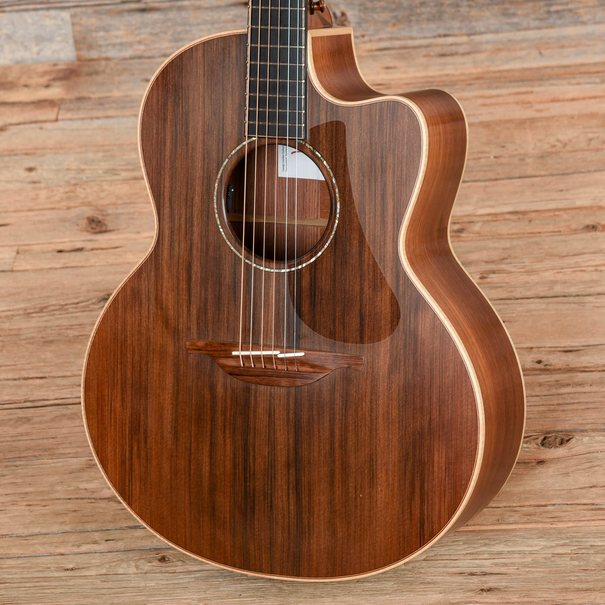 Lowden F35c Sinker Redwood/Honduran Rosewood Natural 2010 - View 2 | MusicMarket