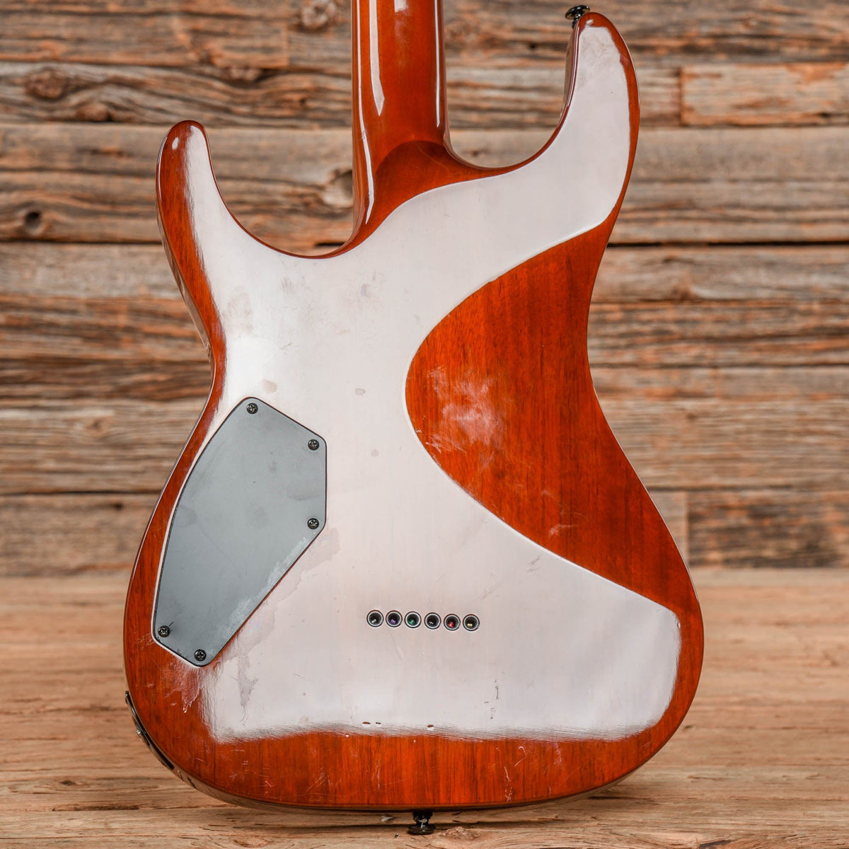 LTD H-1000 Sunburst - View 9 | MusicMarket