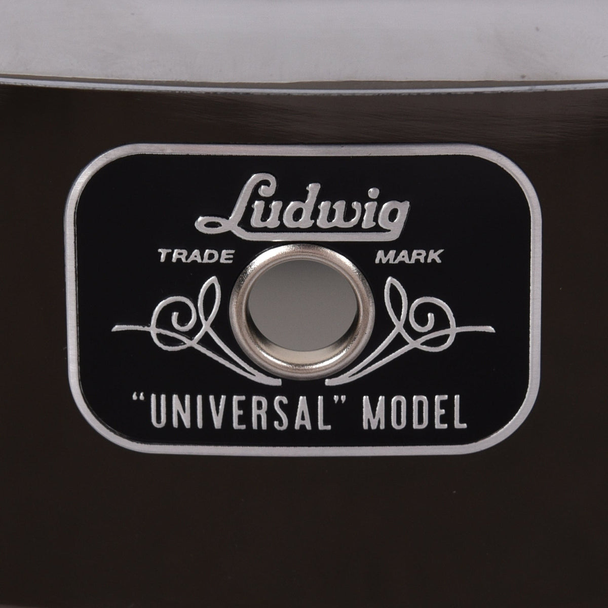 Ludwig 6.5x14 Universal Brass Snare Drum Chrome - View 2 | MusicMarket