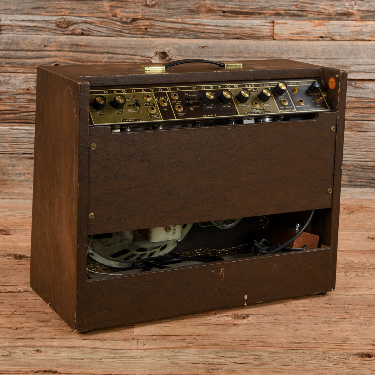 Magnatone Custom 450 Brown 1962 - View 2 | MusicMarket