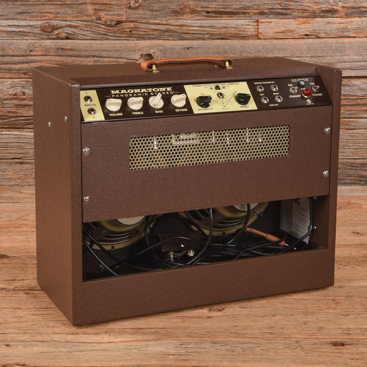 Magnatone Panoramic Stereo 12+12-Watt 2x10 Guitar Combo Amp - View 2 | MusicMarket