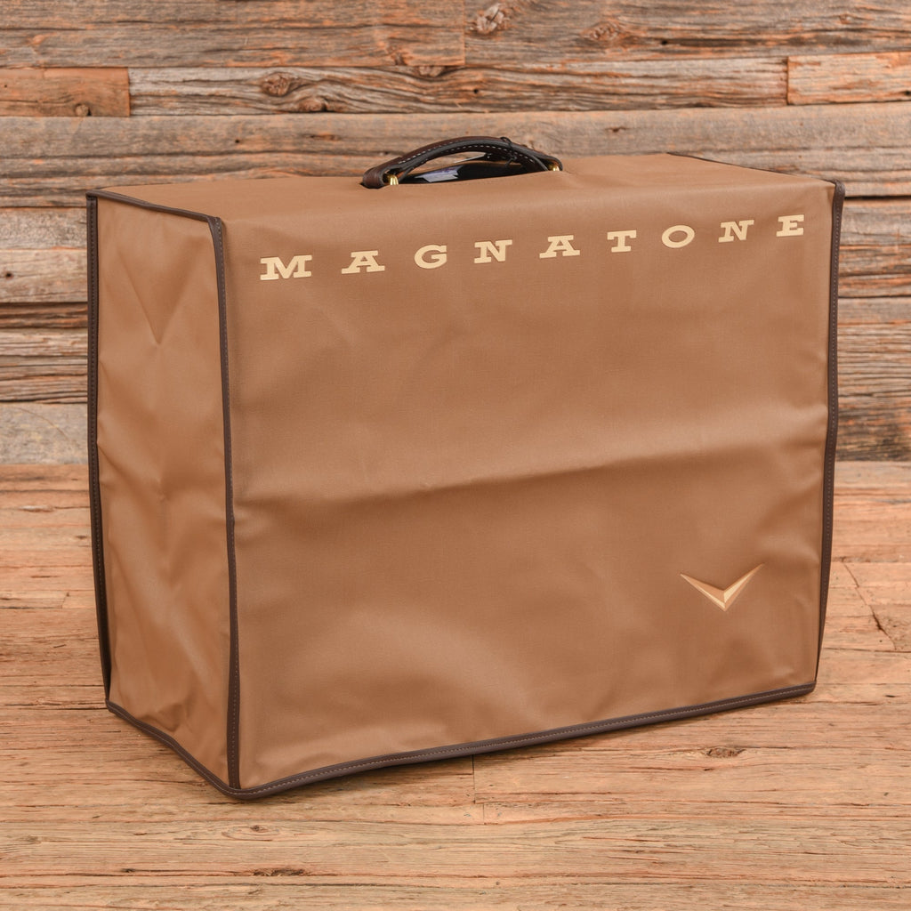 Magnatone Twilighter 22-Watt 1x12" Guitar Combo Amp - View 3 | MusicMarket
