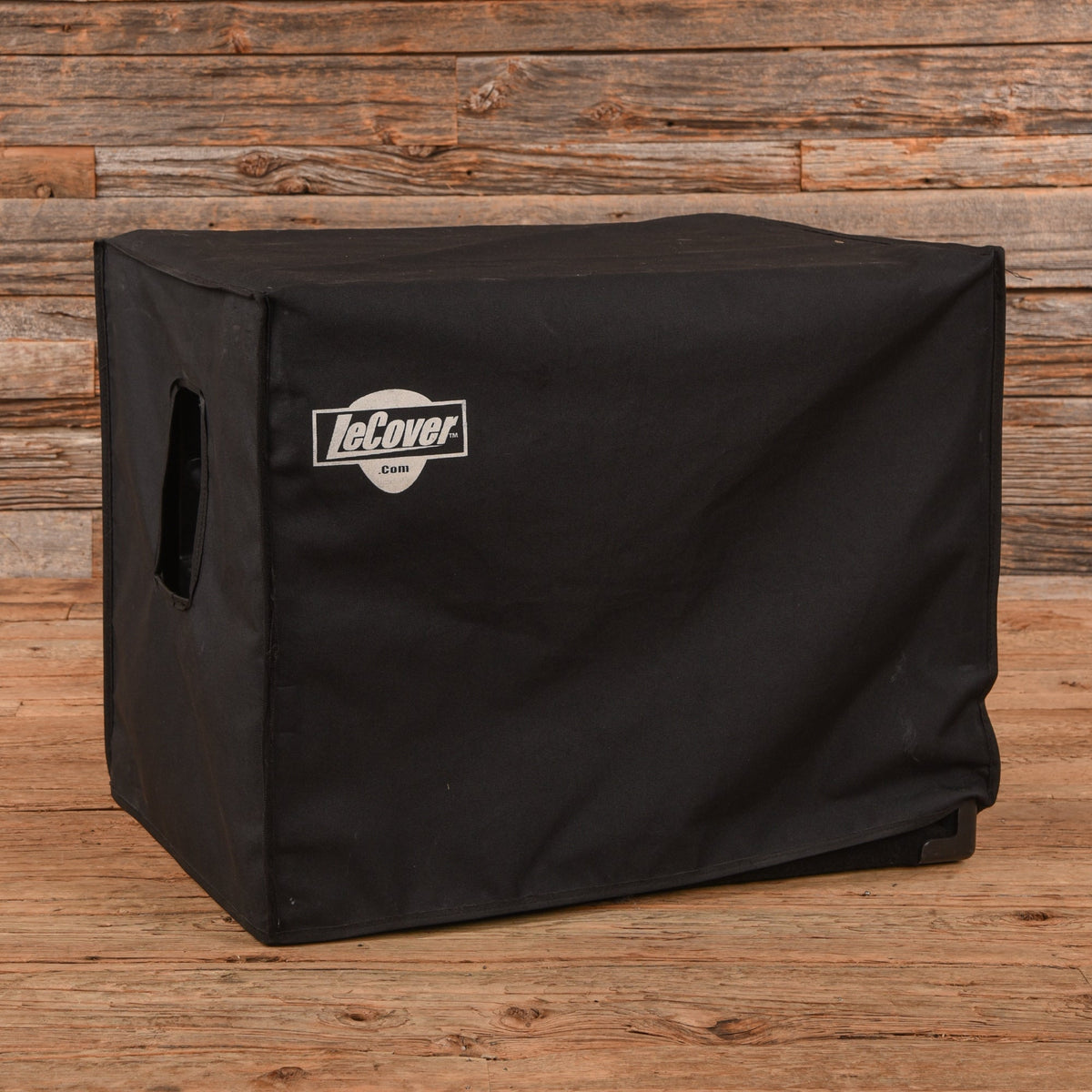 Markbass Traveler 151P 400-Watt 1x15" Bass Speaker Cabinet - View 3 | MusicMarket