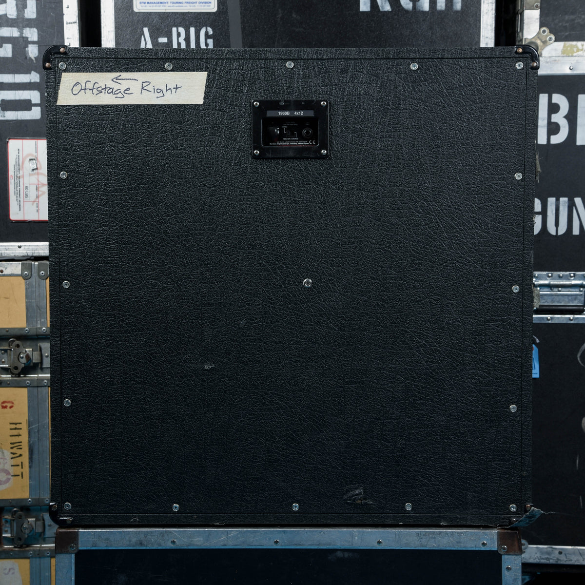 Marshall 1960 Straight Cabinet - View 2 | MusicMarket