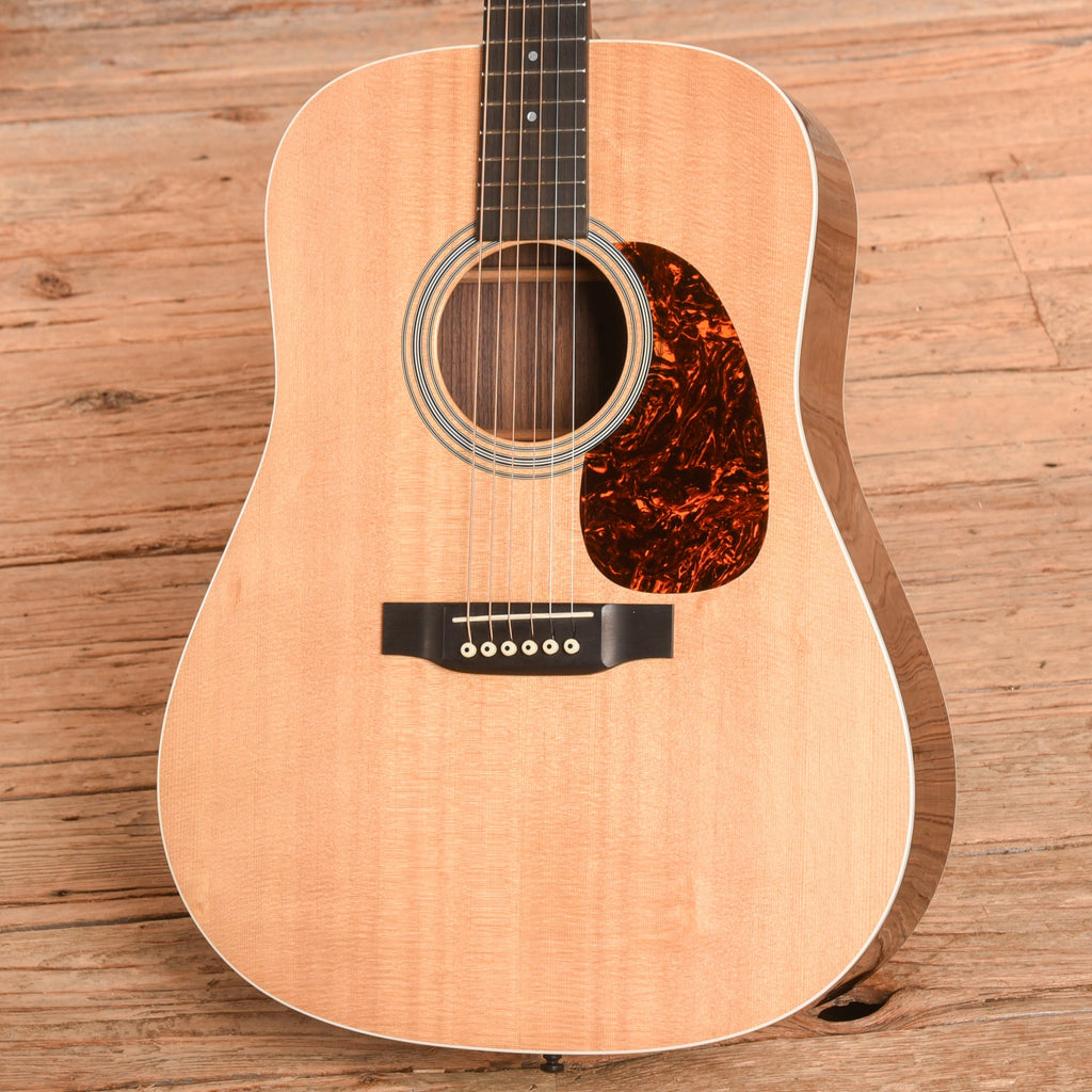 Martin Custom MMV Dreadnought Natural 2012 - View 2 | MusicMarket