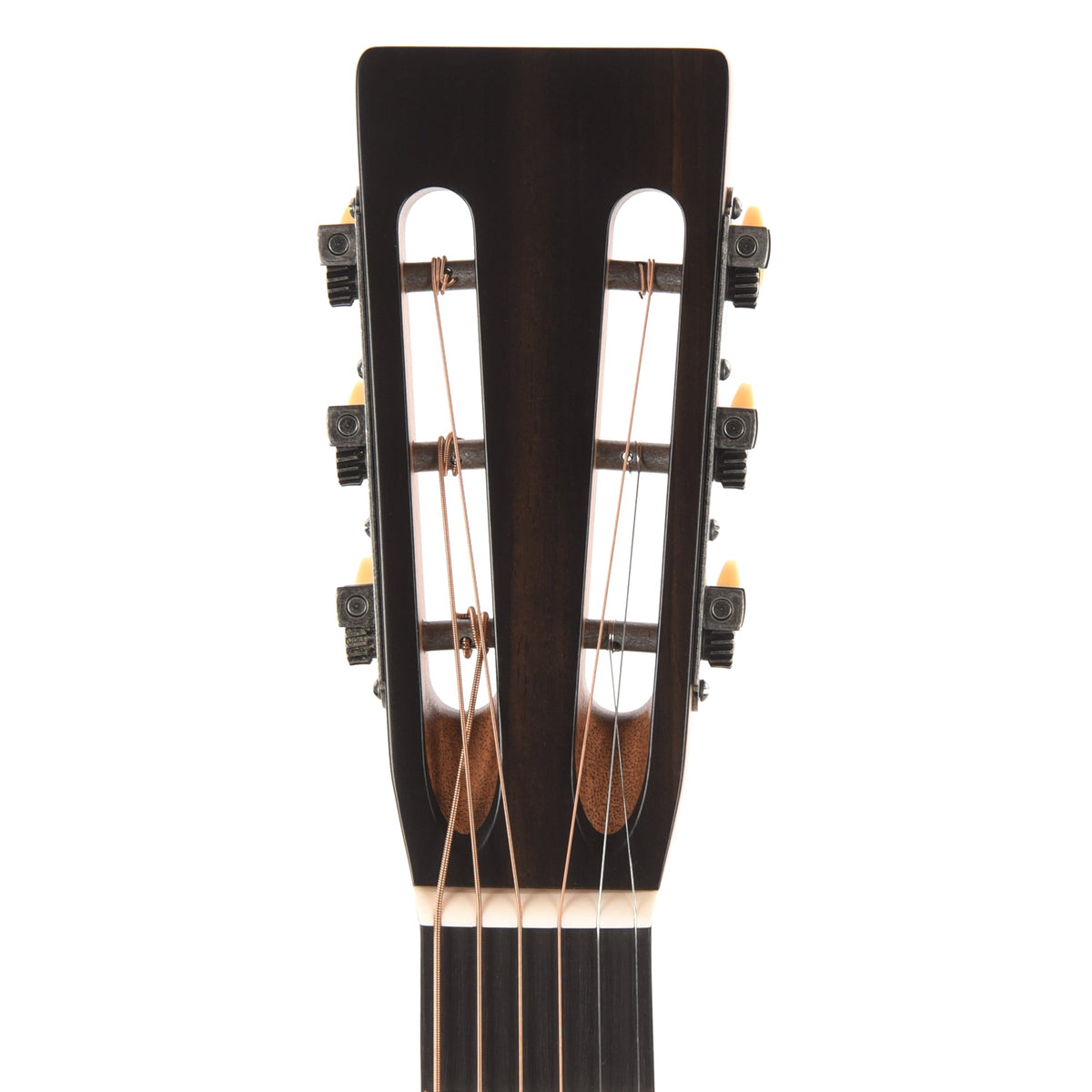 Martin Custom Shop 0-18 Style Concert Italian Alpine Spruce/Pacific Big Leaf Flamed Maple Natural - View 7 | MusicMarket