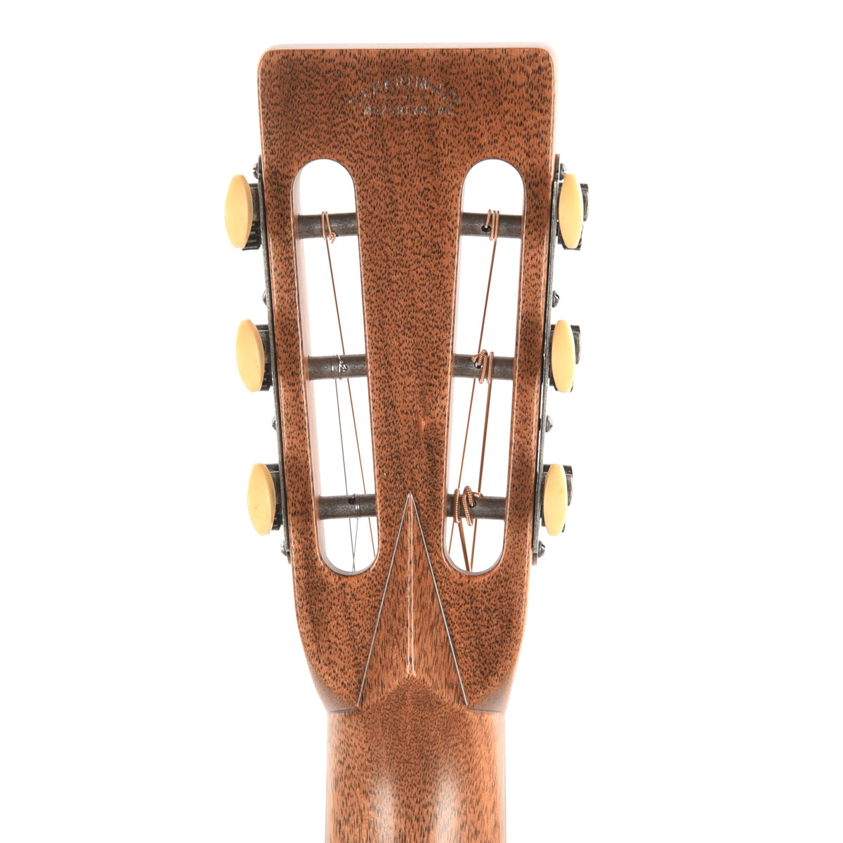Martin Custom Shop 0-18 Style Concert Italian Alpine Spruce/Pacific Big Leaf Flamed Maple Natural - View 8 | MusicMarket
