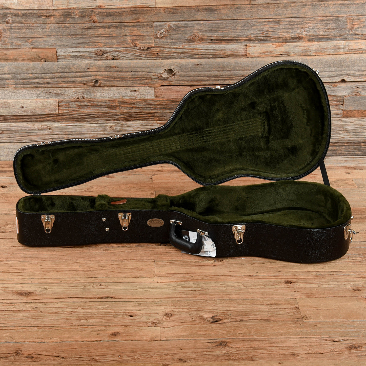 Martin Custom Shop Cherry Hill Natural 2024 - View 9 | MusicMarket