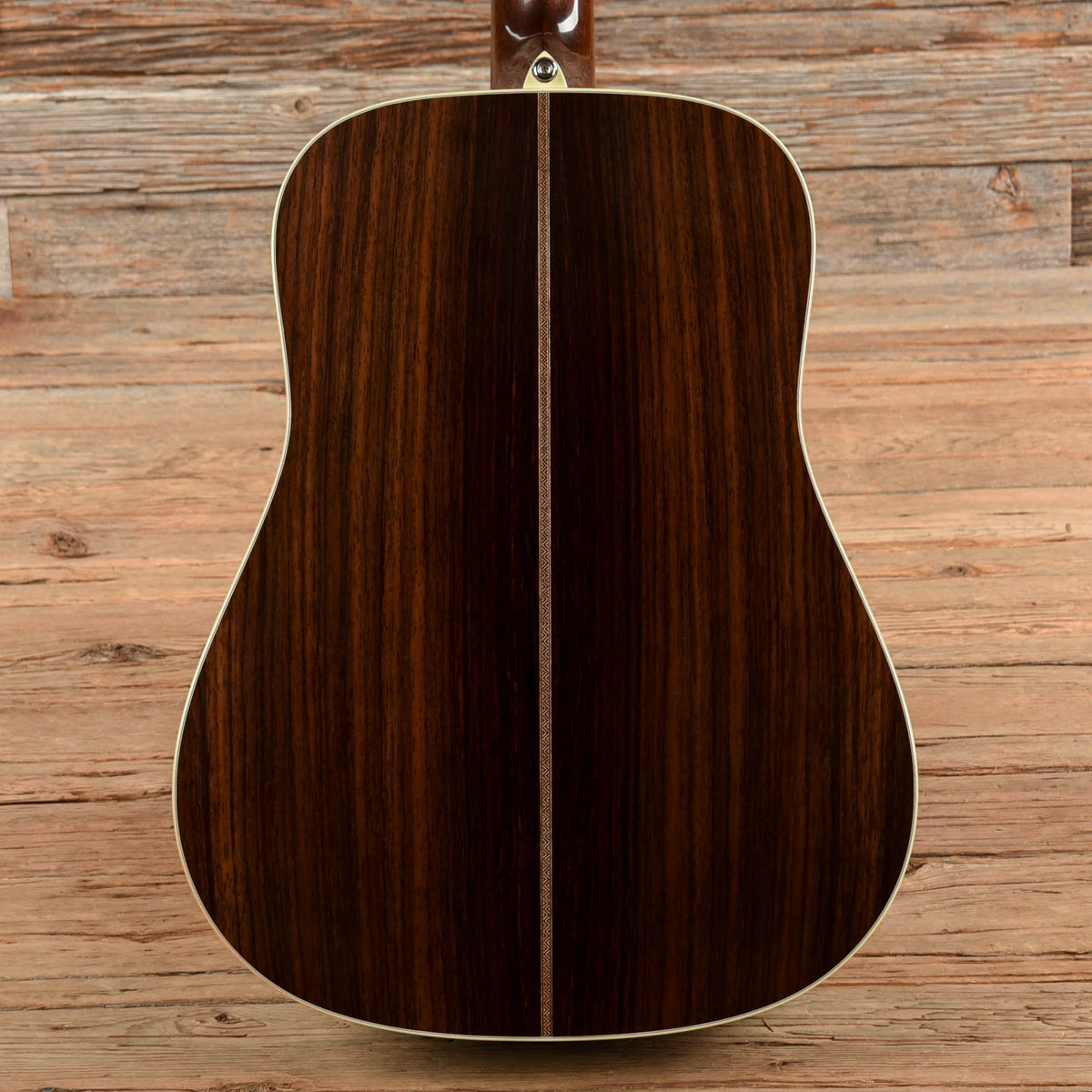 Martin Custom Shop D-28 Authentic 1937 Ambertone 2022 - View 3 | MusicMarket