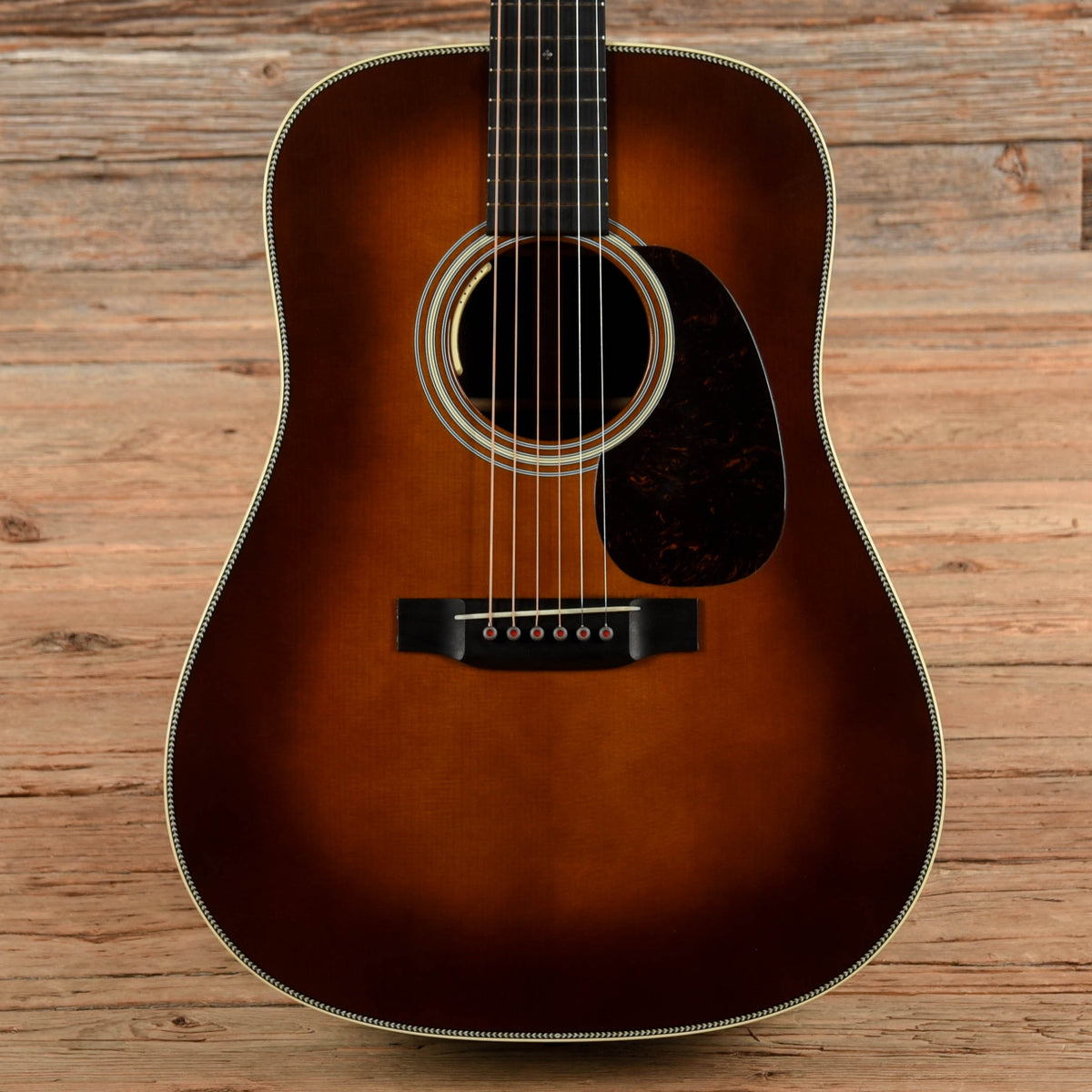 Martin Custom Shop D-28 Authentic 1937 Ambertone 2022 - MusicMarket
