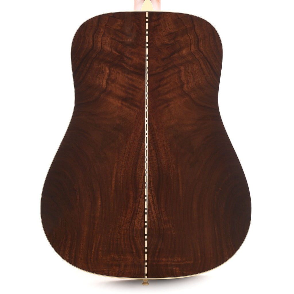 Martin Custom Shop D-28 Style Dreadnought Engelmann Spruce/Wild Grain East Indian Rosewood Natural - View 4 |