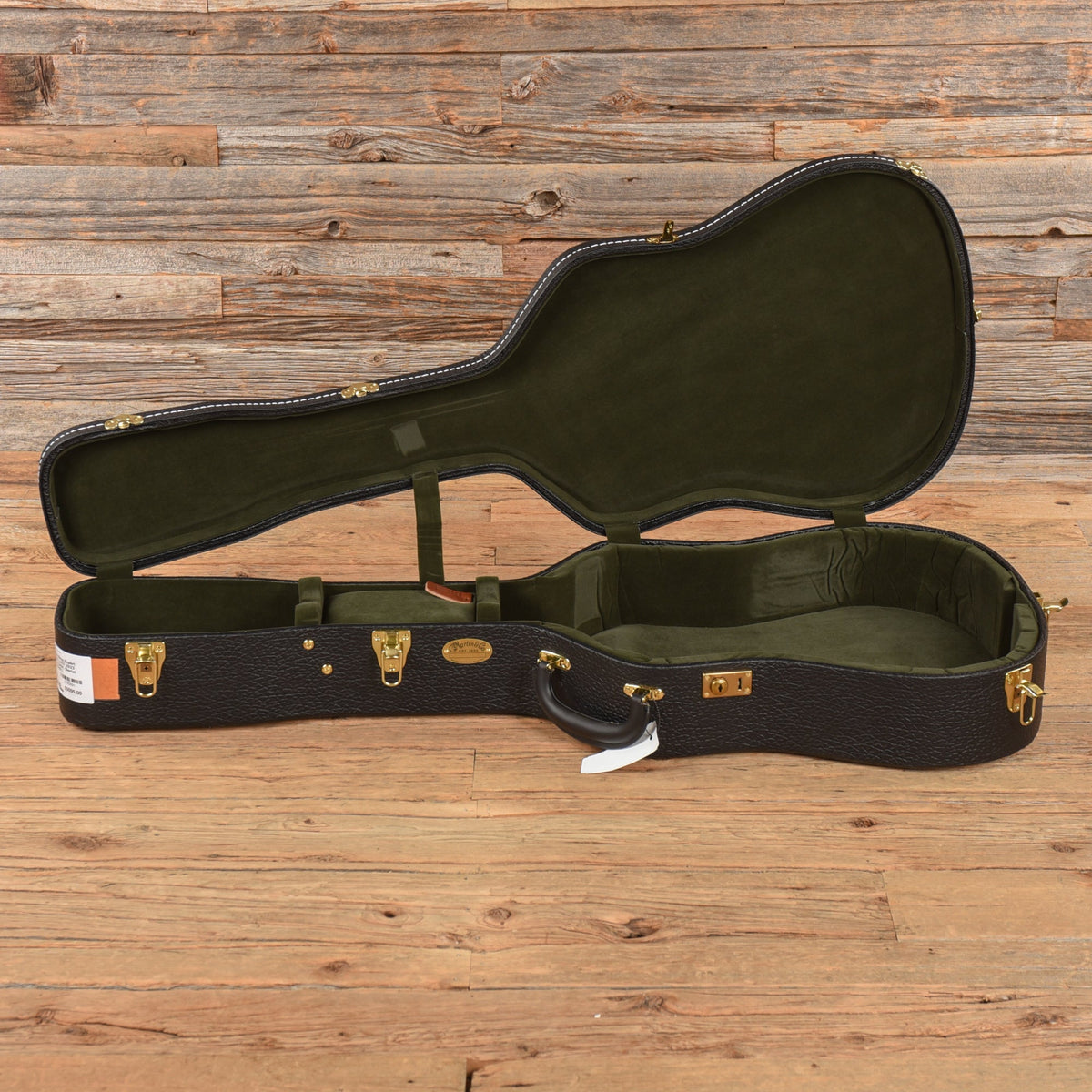 Martin Custom Shop Expert D-28 Authentic 1937 Ambertone 2023 - View 9 | MusicMarket