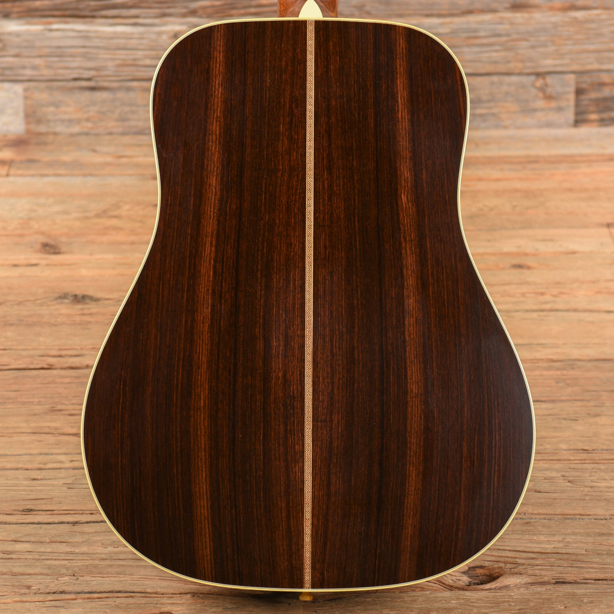 Martin Custom Shop Expert D-28 Authentic 1937 Ambertone 2023 - View 3 | MusicMarket