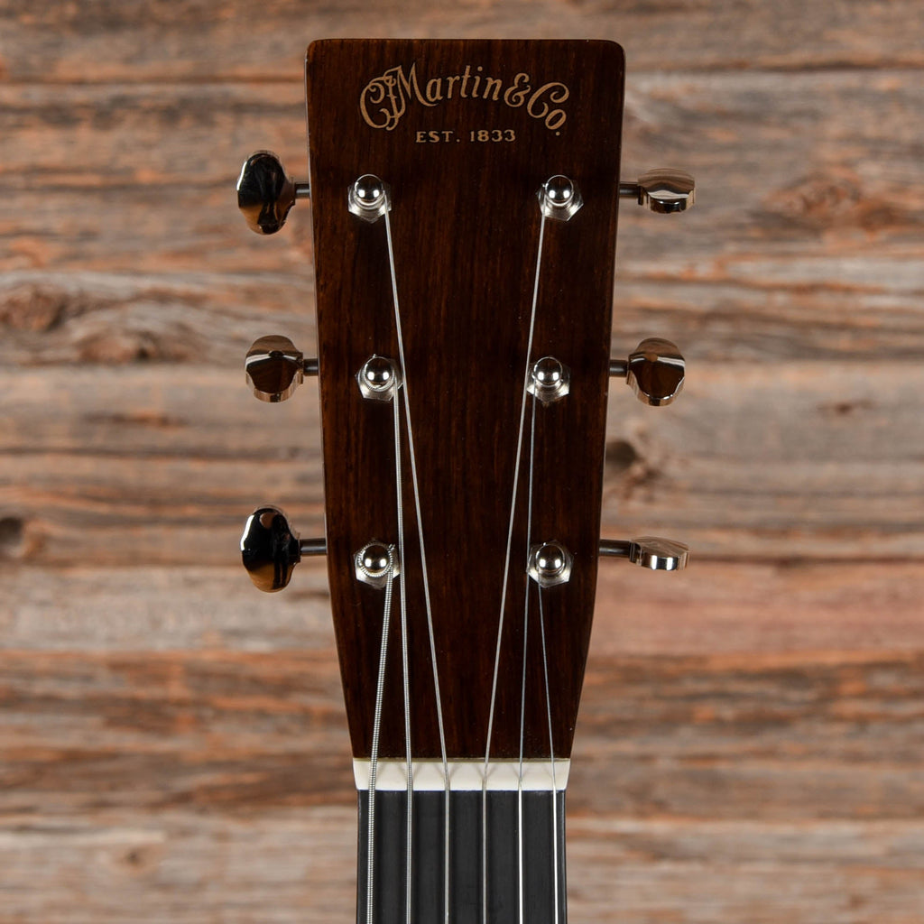 Martin D-18 Authentic 1937 Natural - View 6 | MusicMarket