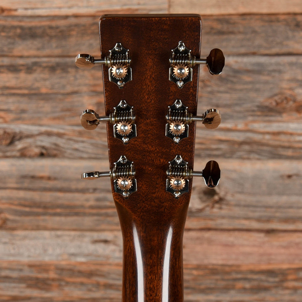 Martin D-18 Authentic 1937 Natural - View 7 | MusicMarket